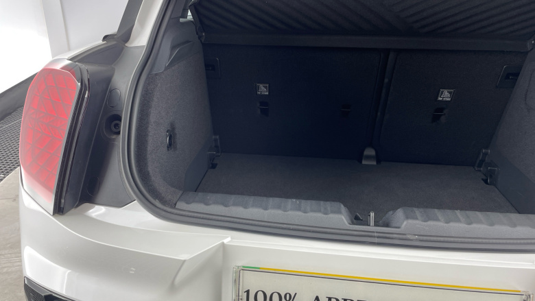 MINI Aceman 160kW SE Classic 54kWh 5dr Auto Electric Hatchback